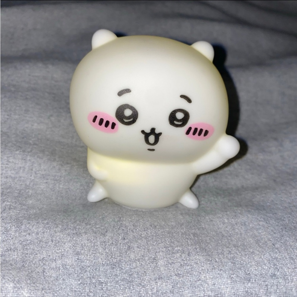 Chiikawa LED Night Light - Picture 2 of 4